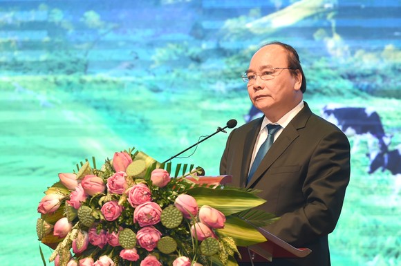 Thủ tướng: Trăn trở về lối sống phô trương, lãng phí của một số cán bộ miền núi ảnh 1