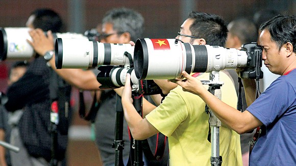 Nghề báo - Nhọc nhằn và vinh quang ảnh 5