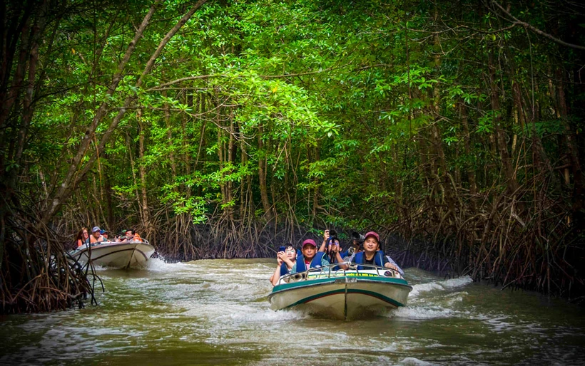 Đánh thức 'Tứ giác du lịch' của miền Tây