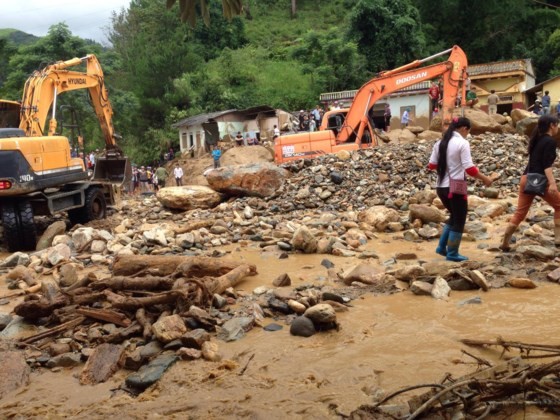 33 dead & missing reported after flashflood ảnh 1