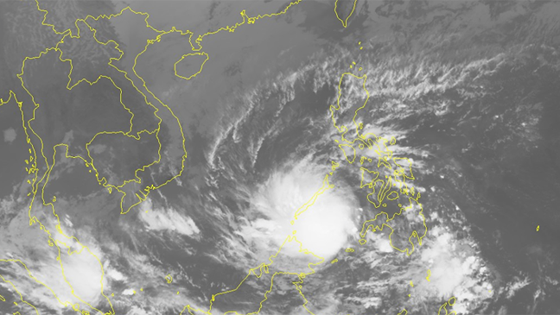 Typhoon Tembin to enter East Sea tonight ảnh 1