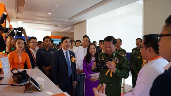 MyTel launches first calls in Myanmar ảnh 1