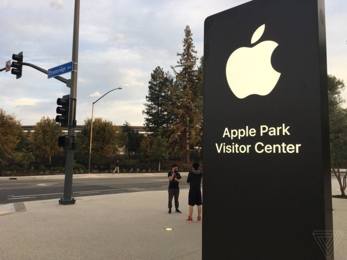 iPhone 8/8 Plus và iPhone X chính thức được ra mắt ảnh 117