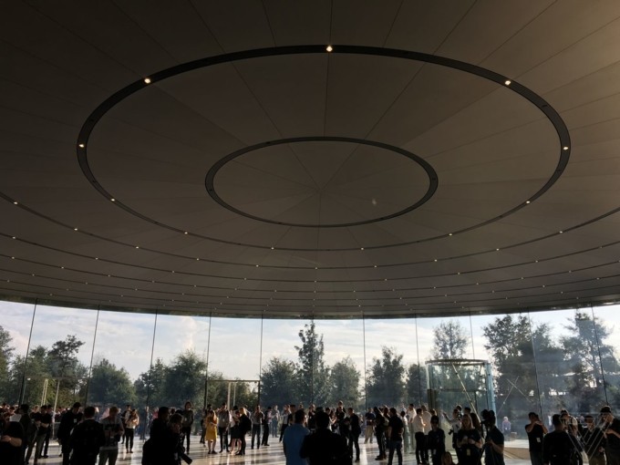 iPhone 8/8 Plus và iPhone X chính thức được ra mắt ảnh 119