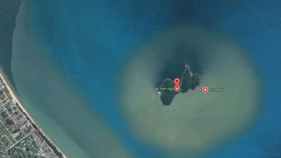 13 missing after vessel suddenly sunk by storm Talas ảnh 1