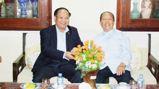 City delegation visits former Lao Prime Minister ảnh 1