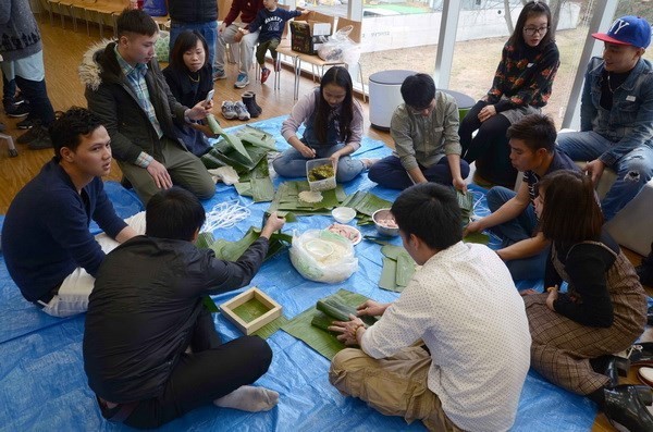 Overseas Vietnamese celebrate traditional New Year ảnh 1