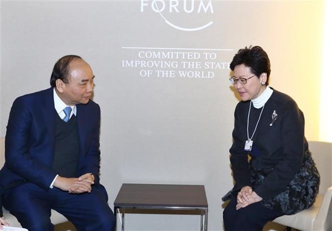 Prime Minister meets with foreign leaders in Davos ảnh 1