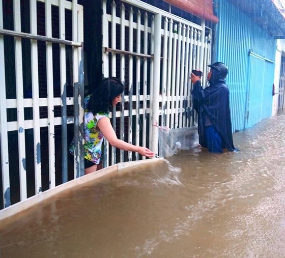 Country braces for relentless consequences from downpours, floods ảnh 2