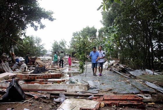 Country braces for relentless consequences from downpours, floods ảnh 6