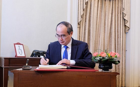Singapore always appreciates relationship with Vietnam, including HCMC ảnh 2