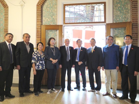 NA delegation of HCMC begins working trip to Denmark ảnh 2