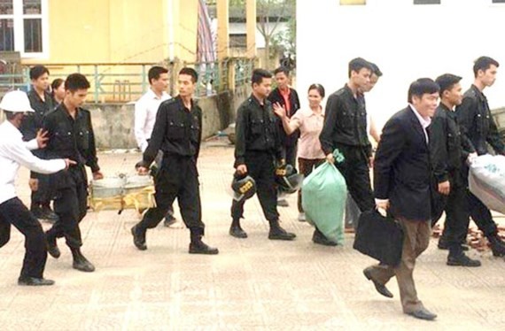 Hanoi abruptly launches criminal investigation over Dong Tam case ảnh 2