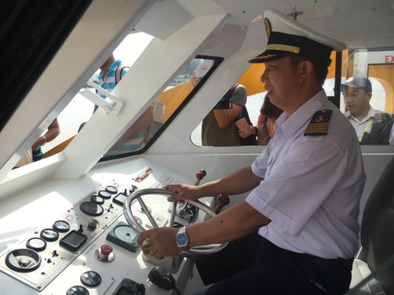 HCMC launches pilot operation of first river bus route ảnh 4