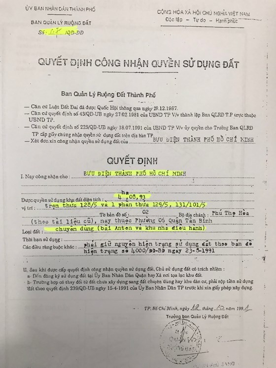 Authorities clarifies origin, legal documents of controversial vegetable garden ảnh 1