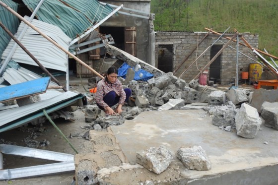 Quang Binh province destroyed after storm ảnh 3