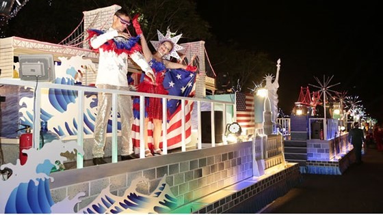 Carnival show 2018 lights up Danang ảnh 3