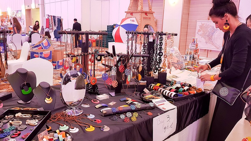 International Charity Bazaar 2018 attracts thousands of visitors ảnh 5