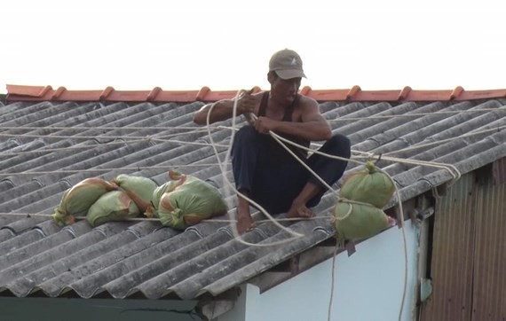 Mekong provinces take all possible measures to deal with typhoon Asagi ảnh 1