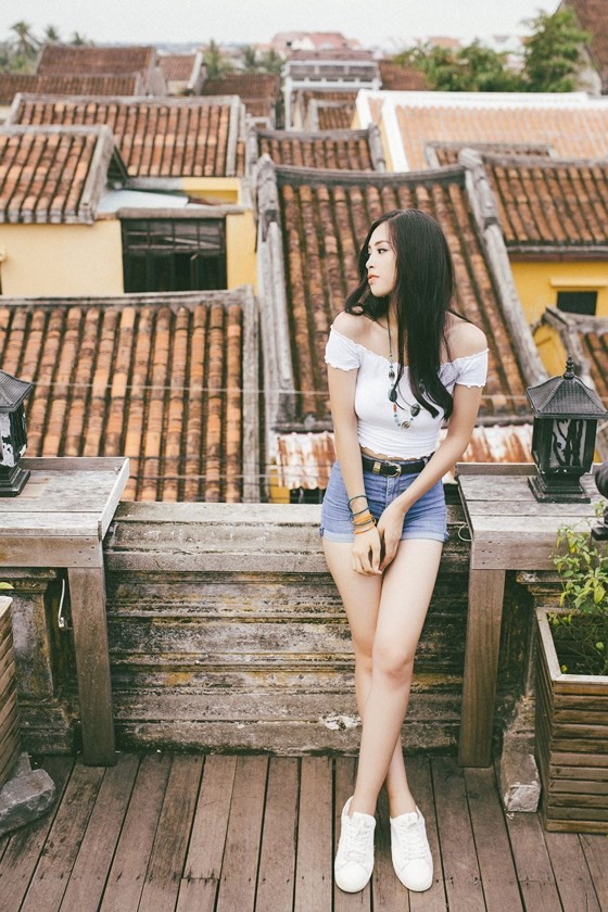 Miss Vietnam 2018 Tieu Vy introduces Hoian to Miss World ảnh 2