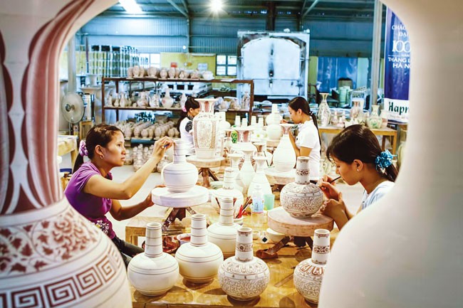 Lao đao ngành thủ công mỹ nghệ ảnh 1