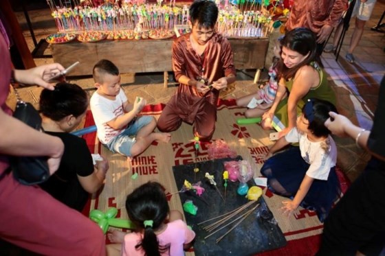 Trao hơn 1 tỷ đồng cho Quỹ Thiện Nhân trong đêm Thu vọng nguyệt ảnh 5