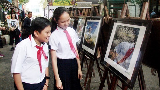 Đường sách TPHCM khai mạc chuỗi hoạt động “Ký ức Xuân Mậu Thân 1968” ảnh 2