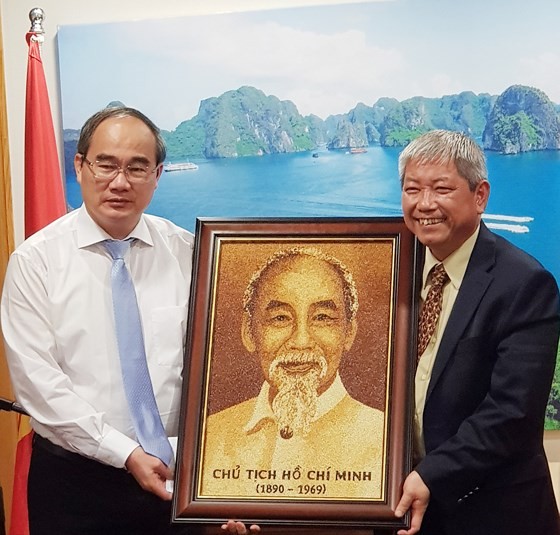 Äoà n Äại biá»u TPHCM thÄm Äại sứ quán Viá»t Nam tại Israel ảnh 1