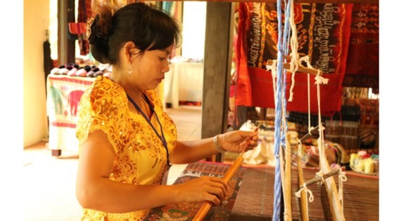 Giữ gìn bản sắc để tơ lụa Việt Nam vươn ra thế giới ảnh 3
