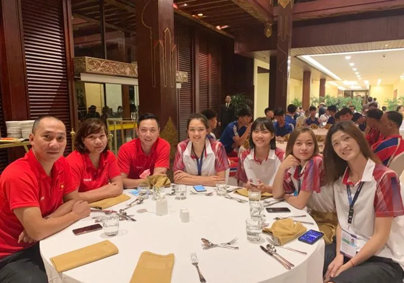 Thầy trò đội tuyển U.23 Việt Nam tại tiệc khai mạc Cúp hoà bình châu Á 2019.