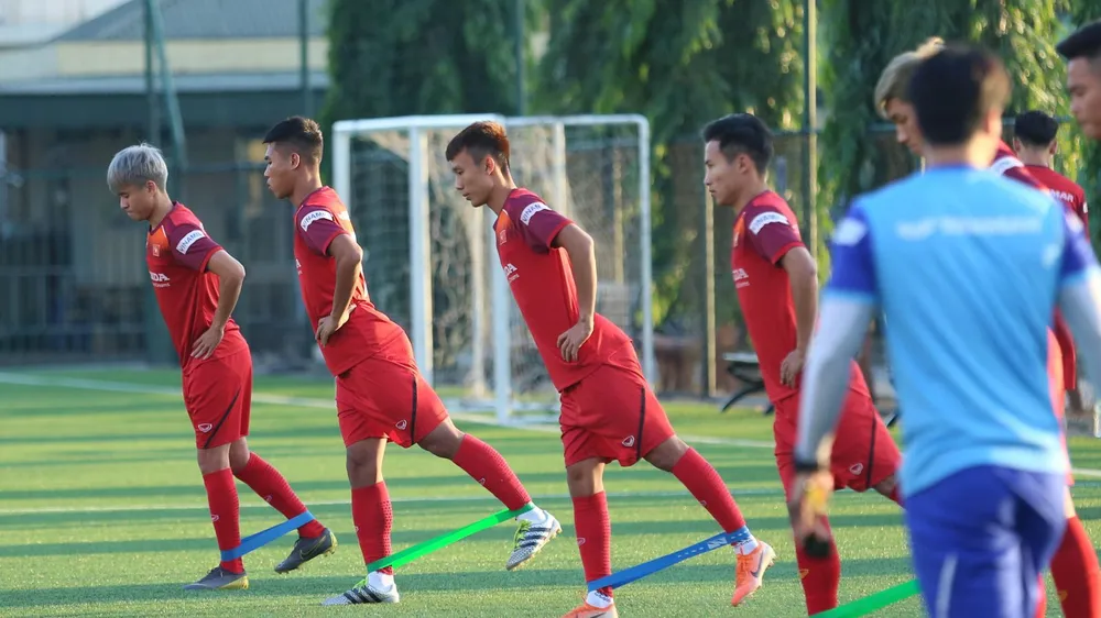 Đội U22 Việt Nam chuẩn bị vào TPHCM. Ảnh: Đoàn Nhật