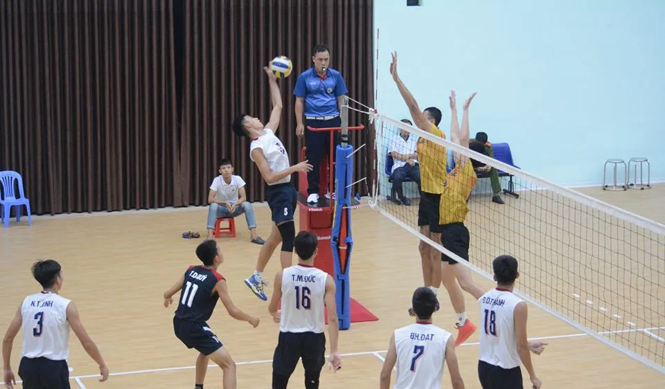 Sân chơi phong trào TTSportPro League ngày càng thu hút nhiều đội bóng ở Hà Nội tham gia.