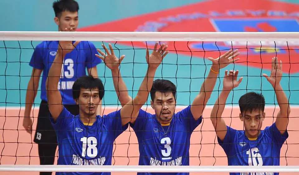Phụ công Nguyễn Hoàng Thương (18) từng khoác áo Tràng An Ninh Bình.