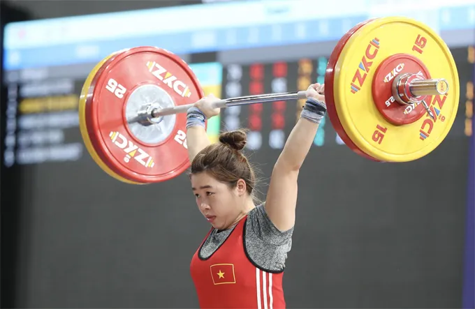 Nữ lực sĩ Hoàng Thị Duyên.