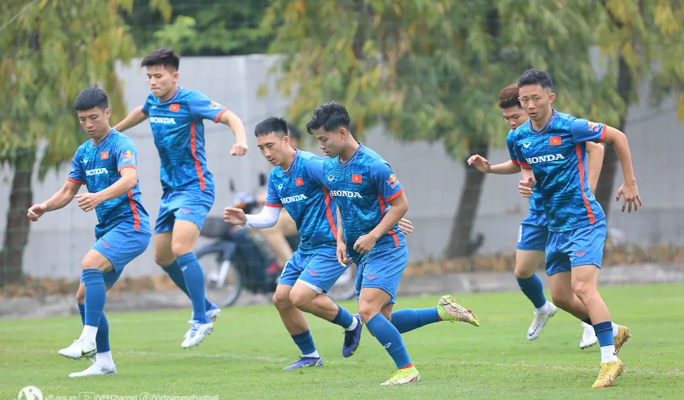 Đội tuyển quốc gia Việt Nam tạm chia tay sau buổi tập ngày 11-3, đội sẽ hội quân trở lại vào tháng 6 tới đây