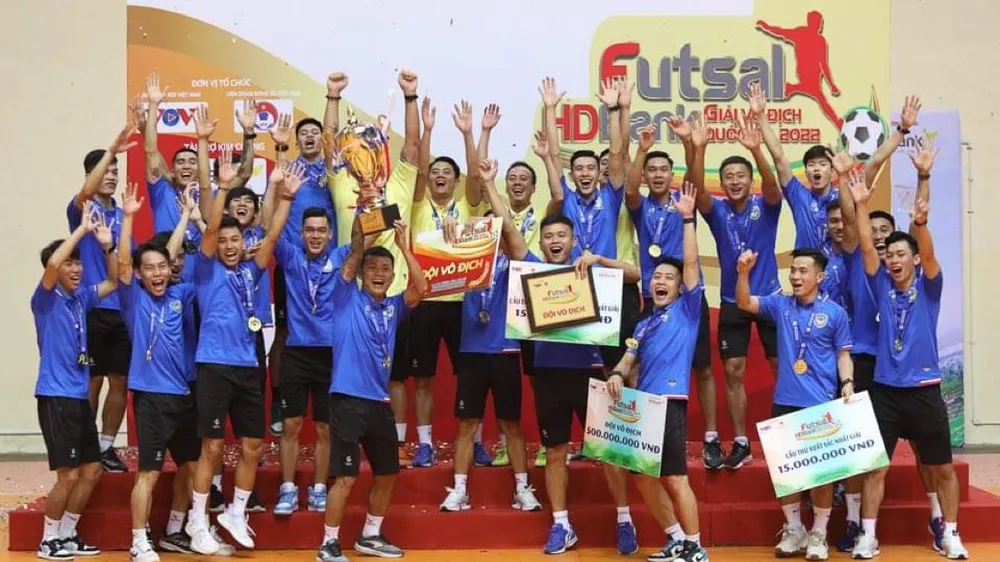 Đương kim vô địch Sahako FC