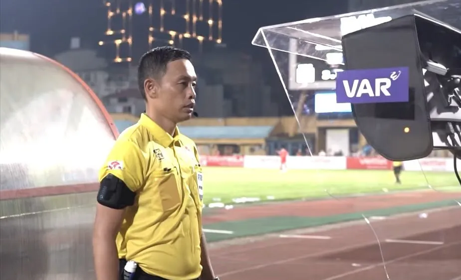 Các CLB và trọng tài tại V-League đã thích nghi dần với công nghệ VAR