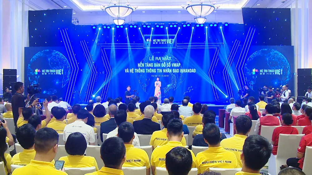 Ra mắt bản đồ số và hệ thống thông tin nhân đạo