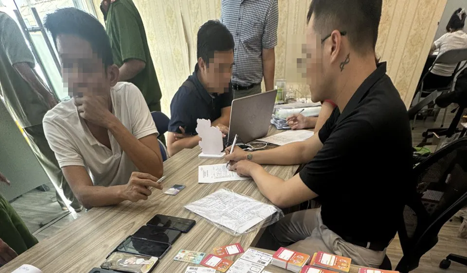 Podcast bản tin tối 3-4: Phá đường dây thu thập, sử dụng thông tin cá nhân mở hàng trăm ngàn tài khoản ngân hàng