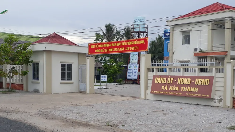 Sau vợ bí thư xã, đến lượt trưởng ấp được “ký gửi” vào hộ cận nghèo