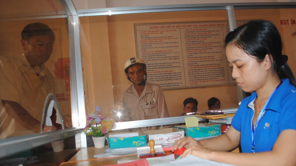 Tiếp nhận hồ sơ tại bổ phận tiếp nhận và trả kết quả