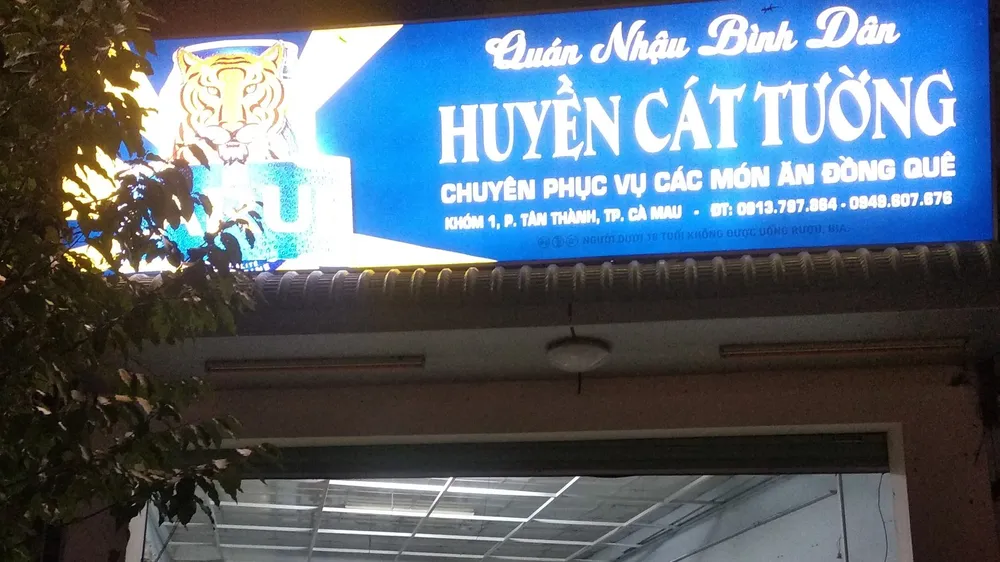 Quán nhậu Huyền Cát Tường bị lập biên bản vì vi phạm các biện pháp phòng chống dịch Covid-19