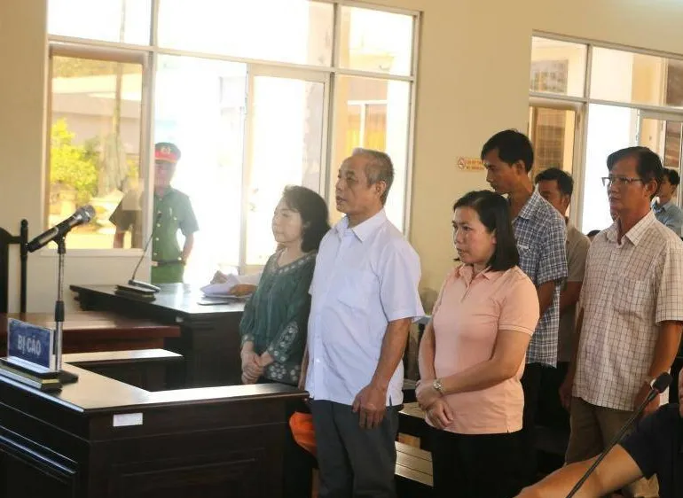 Các bị cáo tại tòa