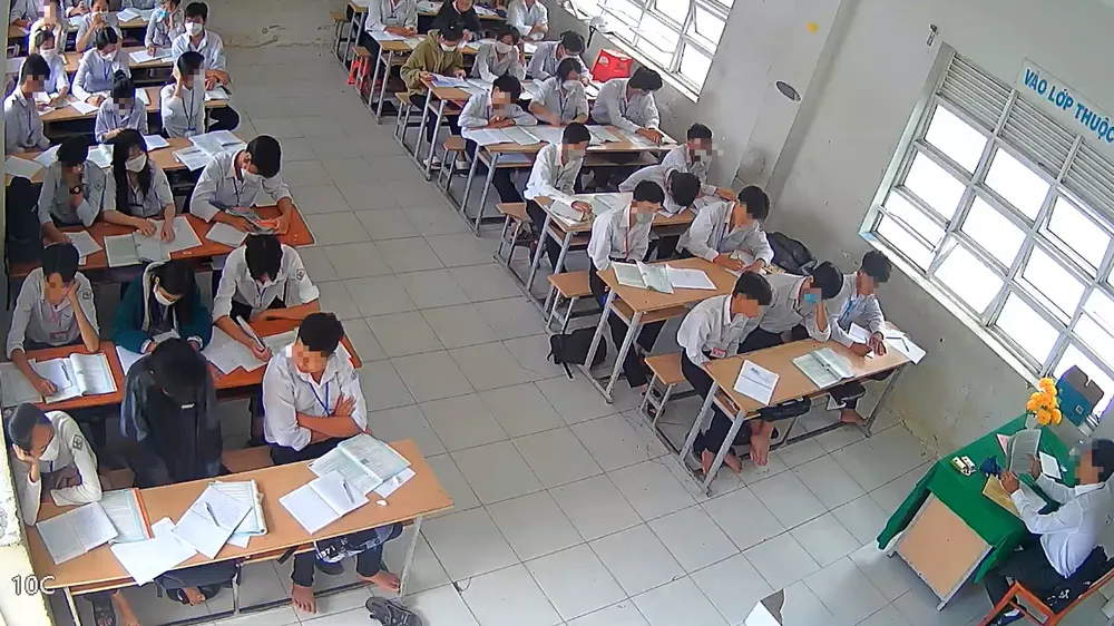 Cà Mau: Phê bình thầy giáo chửi học sinh "đầu trâu, đầu chó chứ không phải đầu người"