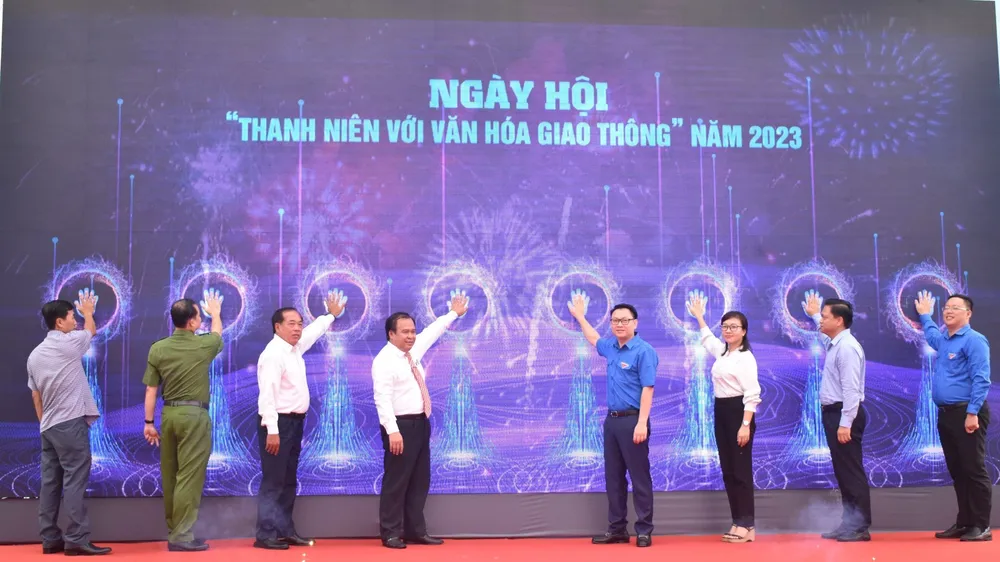 Khởi động ngày hội Thanh niên với văn hóa giao thông năm 2023