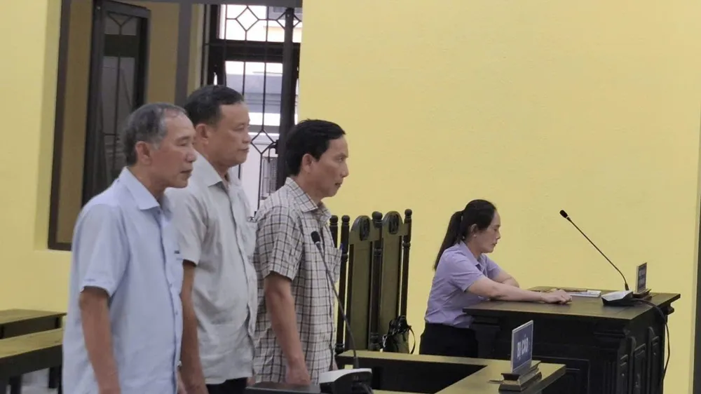 Xét xử vụ án xảy ra tại Công ty cổ phần đầu tư và phát triển nhà Cà Mau