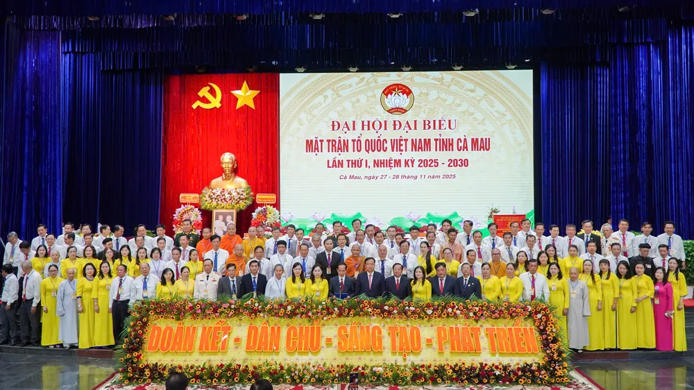 Đồng chí Hồ Thanh Thủy giữ chức Chủ tịch Ủy ban MTTQ Việt Nam tỉnh Cà Mau