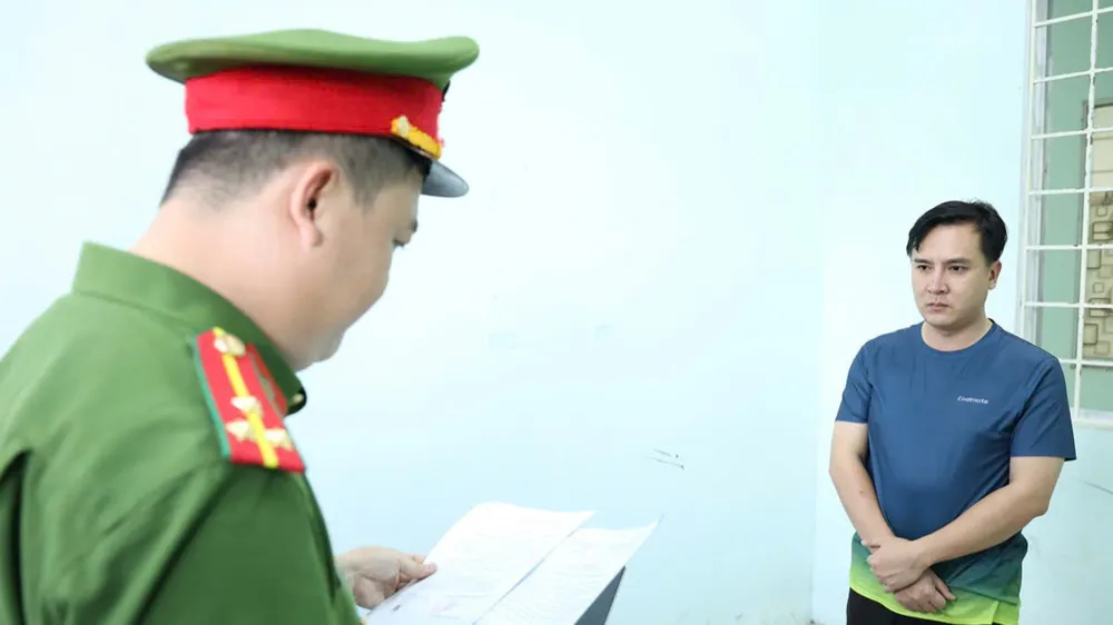 An Giang: Khởi tố giám đốc phòng giao dịch ngân hàng vì lừa đảo