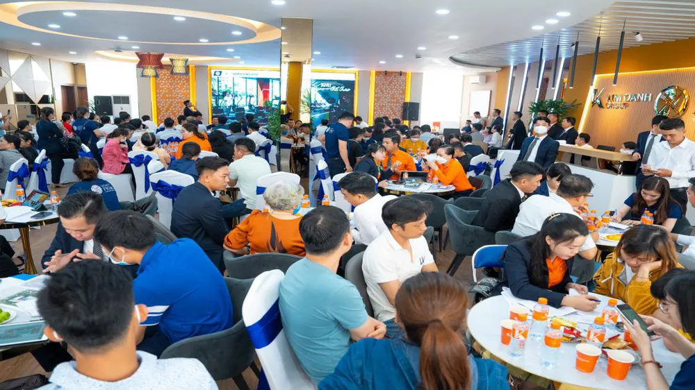Dự án Legacy Prime thu hút đông đảo khách hàng ở thực quan tâm