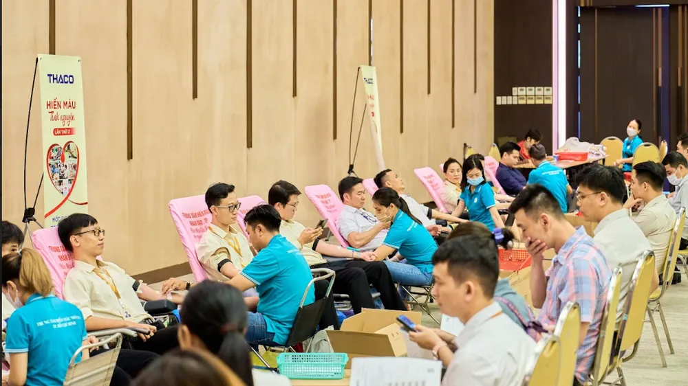 Hơn 200 CBNV đang làm việc tại Văn phòng THACO TPHCM tham gia chương trình “Hiến máu tình nguyện lần thứ 17”